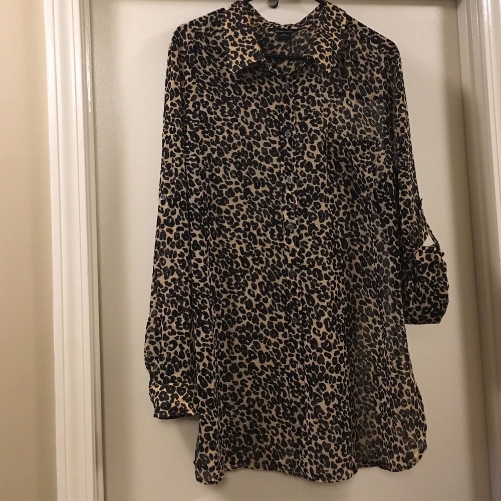 Leopard button down - Picture 2 of 4
